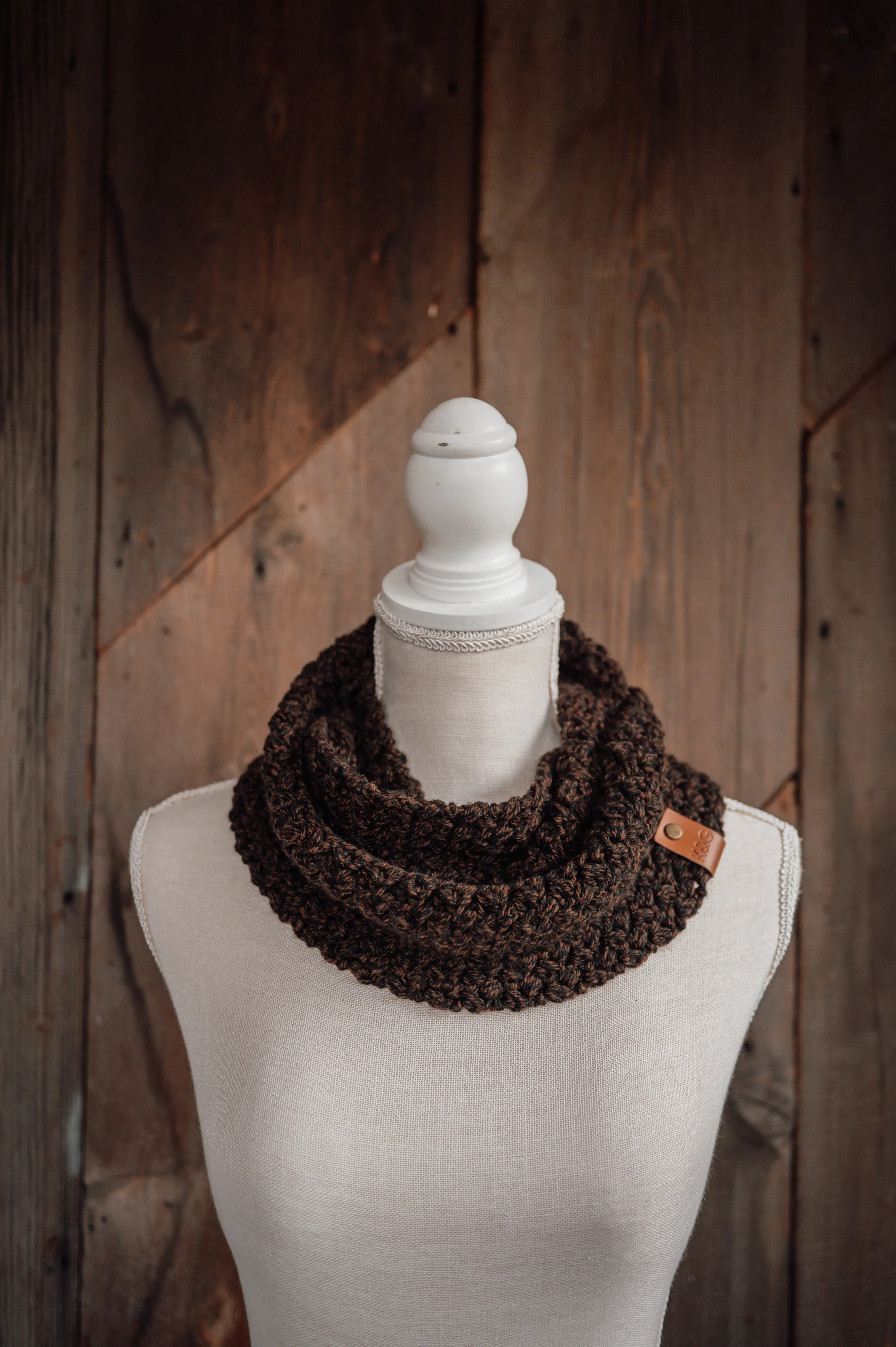 Dream Weaver Infinity Cowl - Mahogany Singe