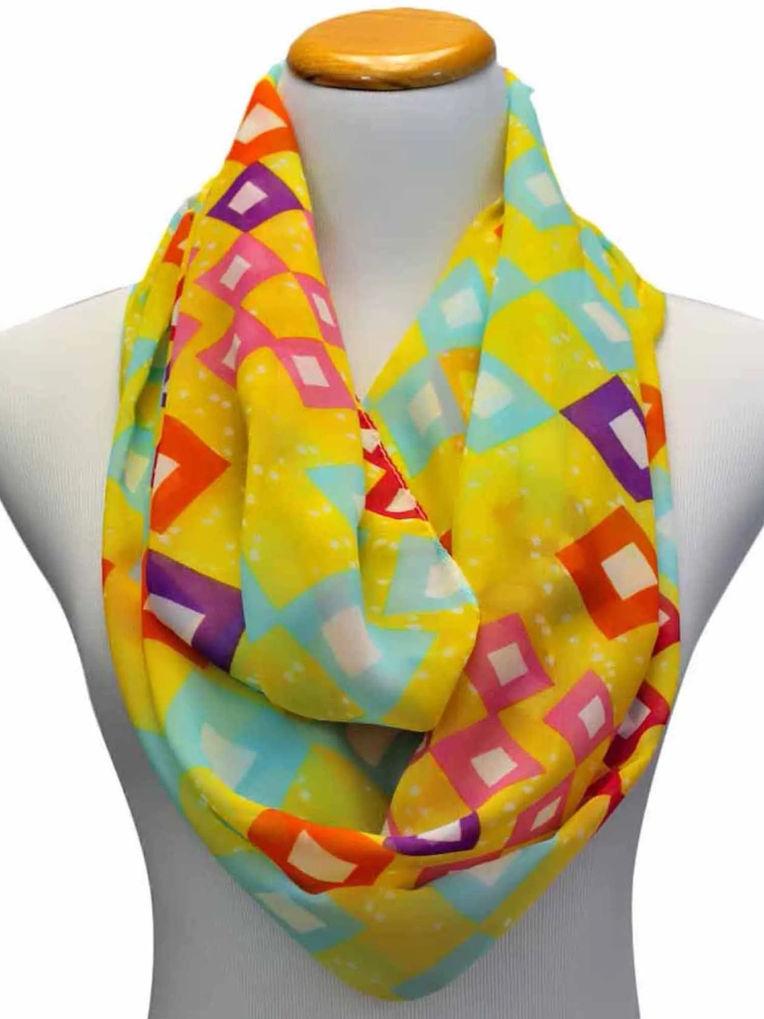 Geometric Pattern Infinity Scarf