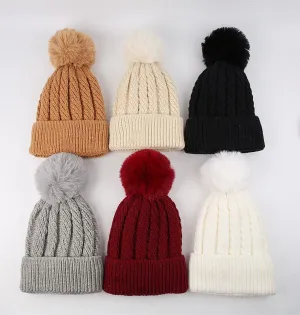 JCH303507 Knitted Beanie with Cable Pattern and Pom-Pom