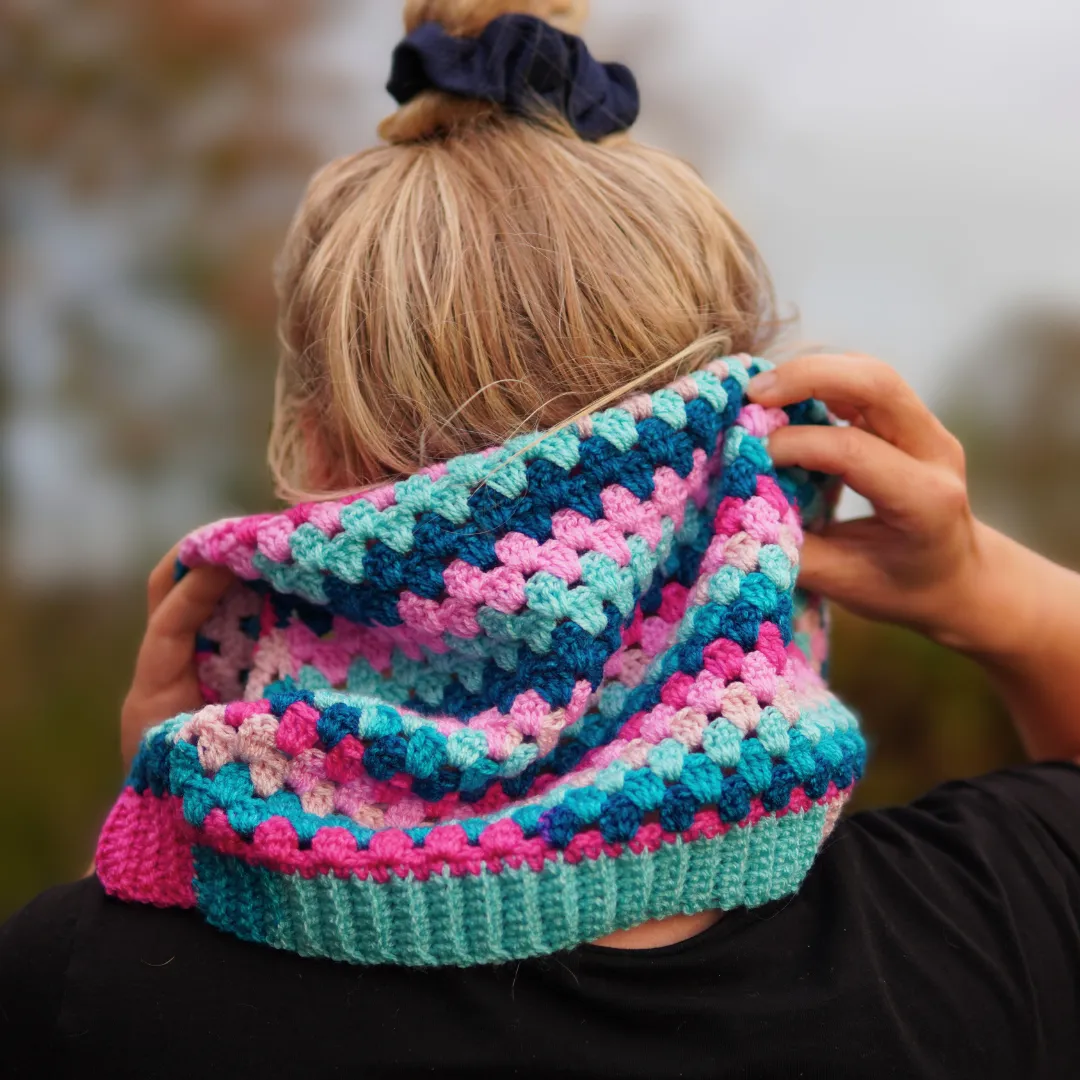 PATTERN: Granny Stitch Cowl