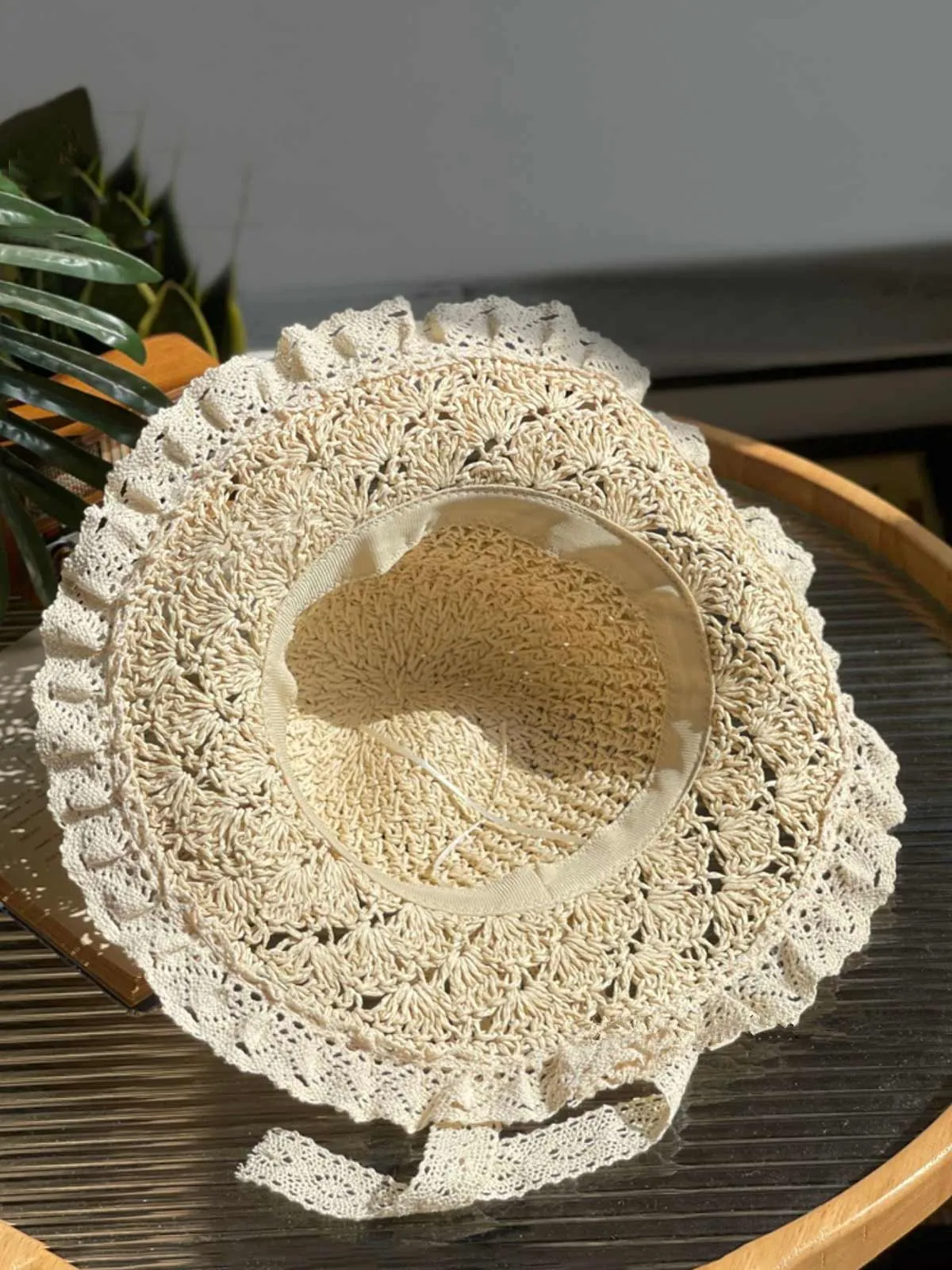 Retro Hand-Made Lace Bow Sun Hat