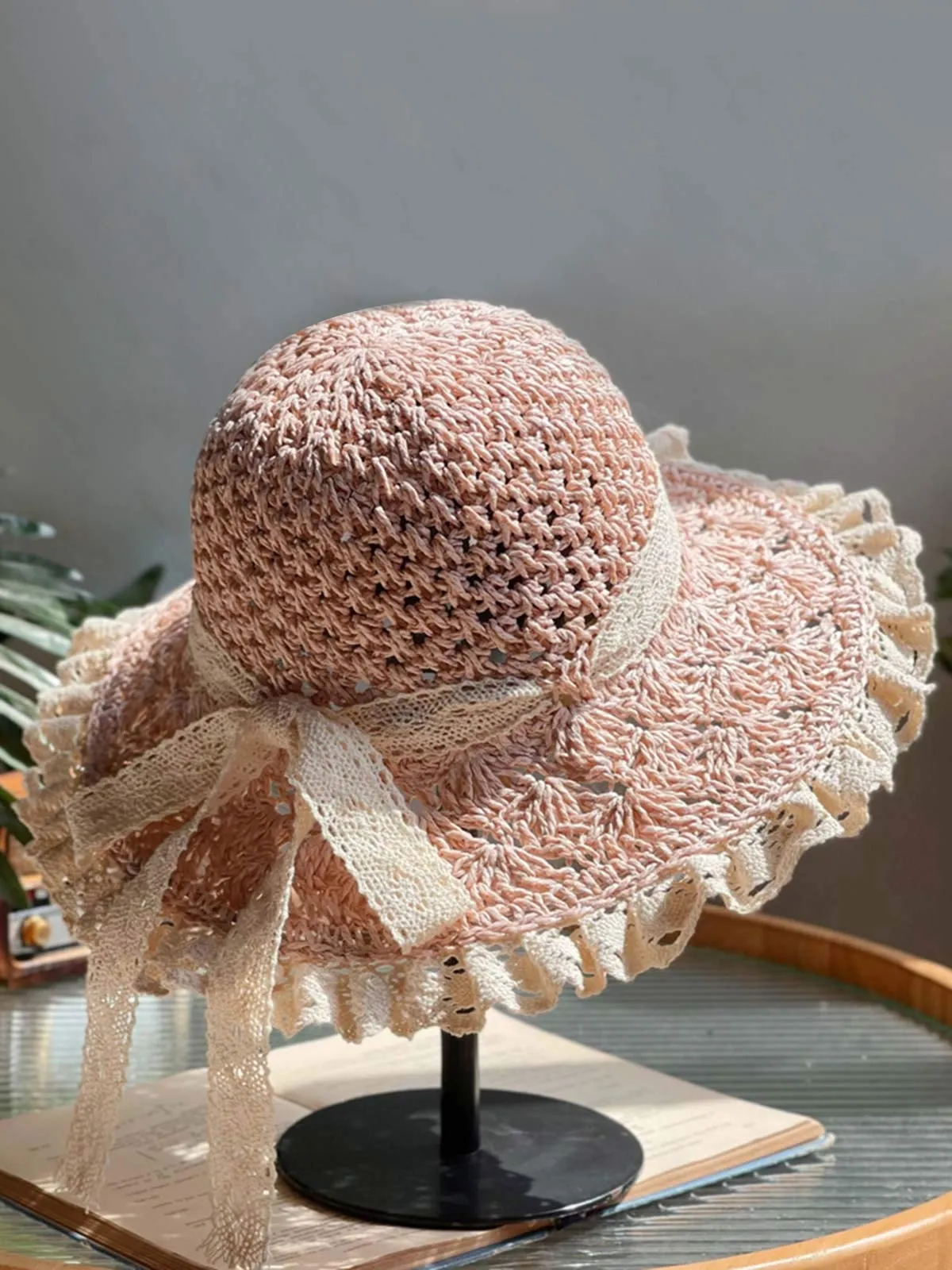 Retro Hand-Made Lace Bow Sun Hat