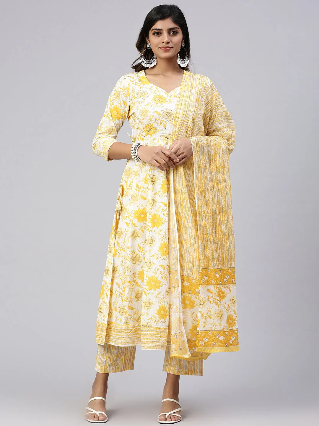 Women Embroidered & Printed Kurti Sets Yellow EKS19