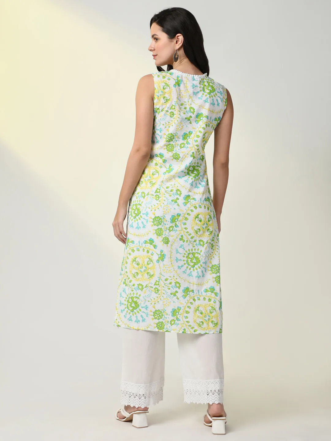 Women Green Floral Straight Kurta Set